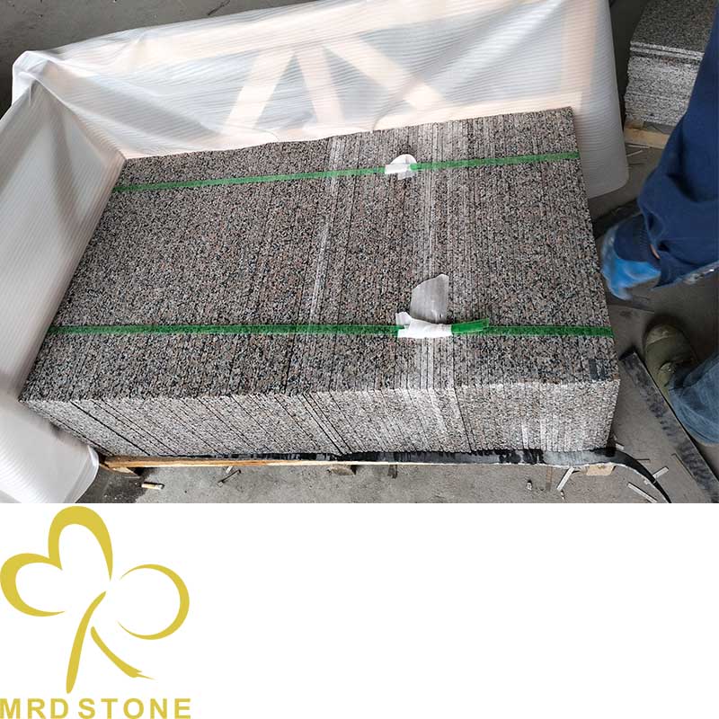 Red Natural Granite Slab For Luxury Floor